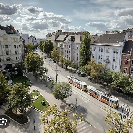 Boho Central Buda Close To Gellert Thermal Bath Apartment Budapest