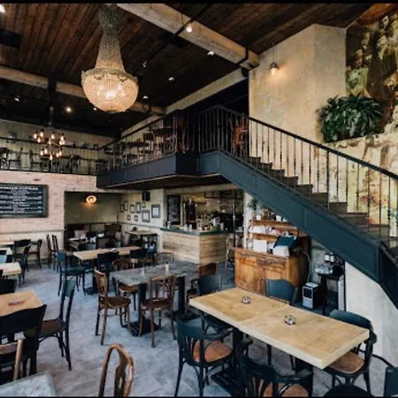 Boho Central Buda Close To Gellert Thermal Bath *