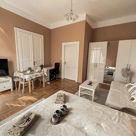 Boho Central Buda Close To Gellert Thermal Bath Daire *